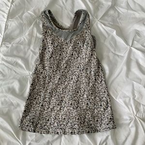 Lululemon Tone It Tank Petite Fleur Silver Spoon / Ambient Grey Floral Sz 2